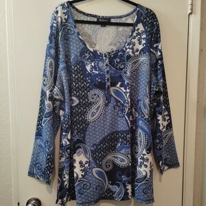Women's Blue Design Top Size 26/28 2X